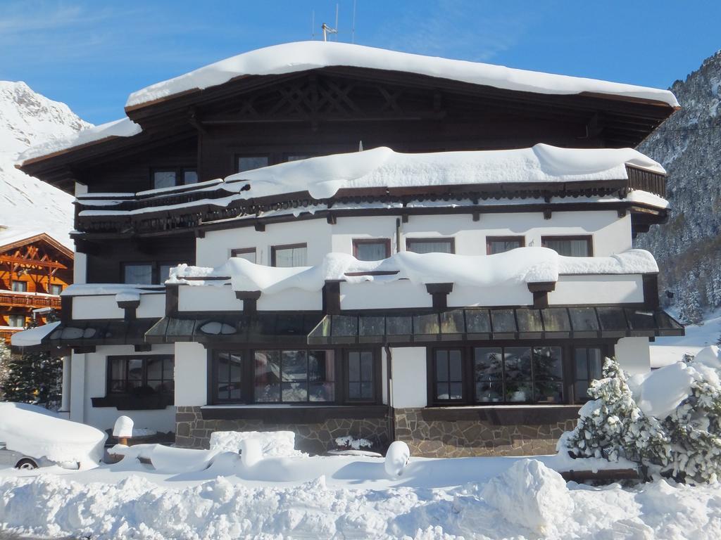 Garni Stefani Hotel Vent Exterior photo